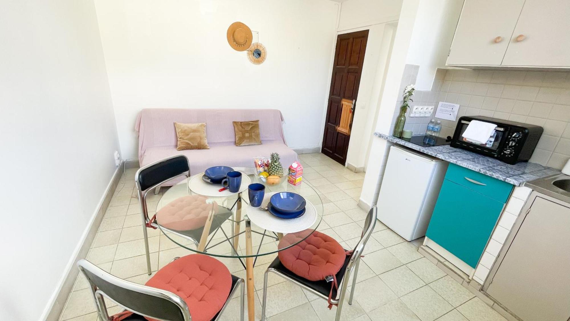 T2 Calme Et Lumineux Au Coeur De Pointe-A-Pitre Apartment Luaran gambar